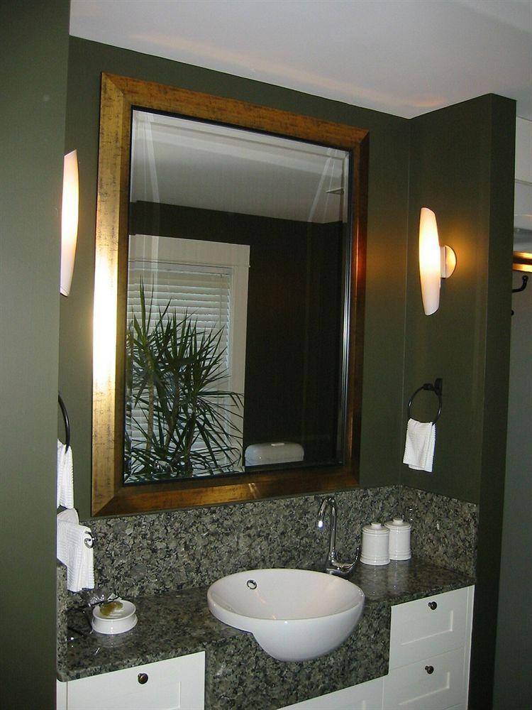 Thistledown House West Vancouver Extérieur photo